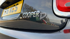 MINI Hatchback 1.5 Cooper D 3dr Diesel Hatchback
